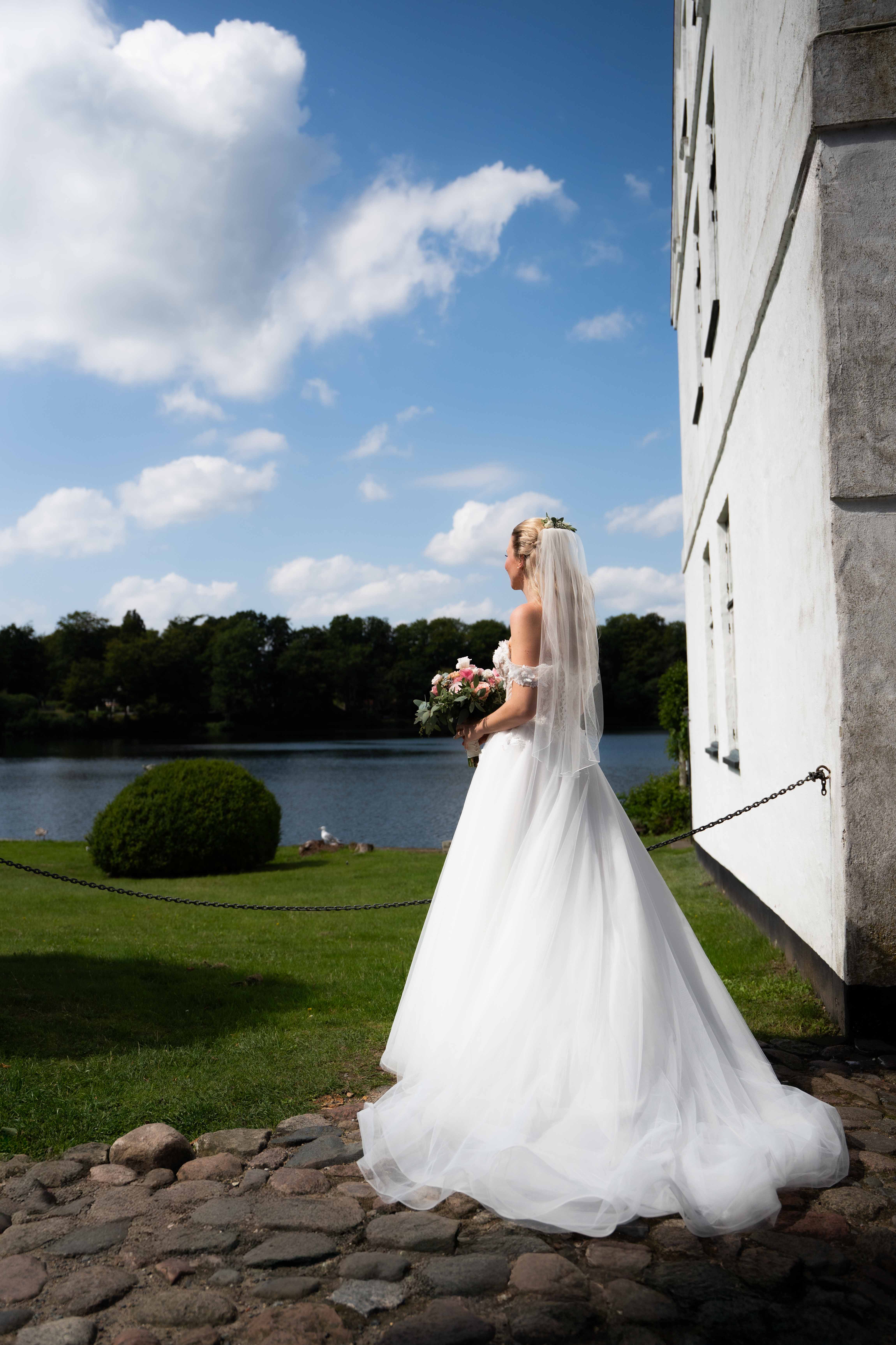 Hochzeitsfotograf Sara & Laurenz – Brautstrauß und Hochzeitsdetails